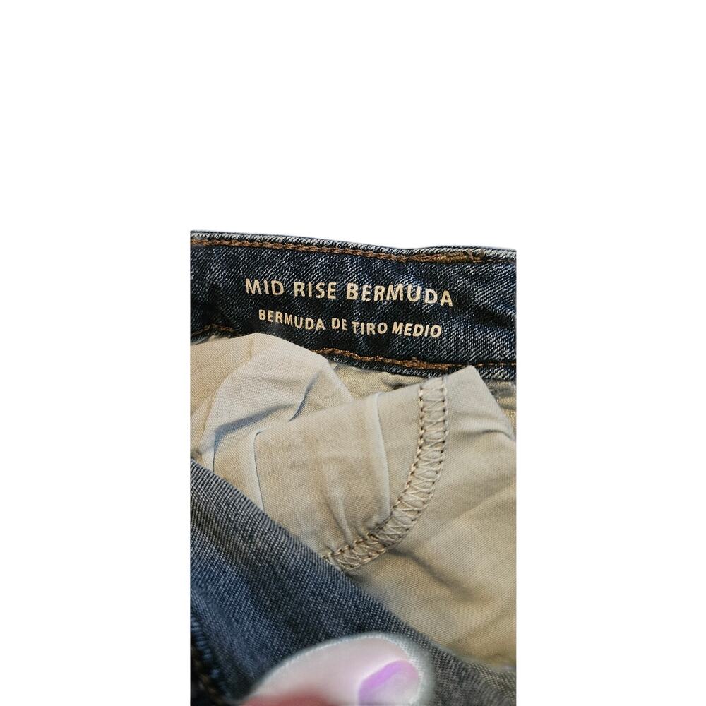 Universal Thread Mid Rise Bermuda Shorts - Picture 4 of 5